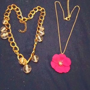 💐2 BCBG statement necklaces 🌺🌻